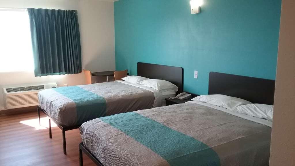 Motel 6 Rexburg, Id Room photo